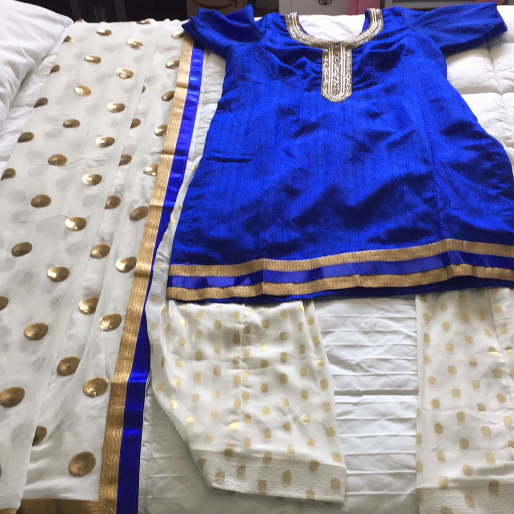 Royal blue & white Indian Punjabi Salwar Kameez